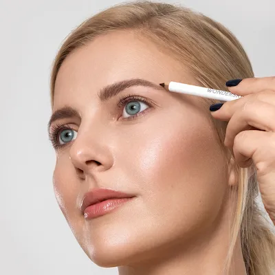WONDER BLADING Brow Pomade in a Pencil